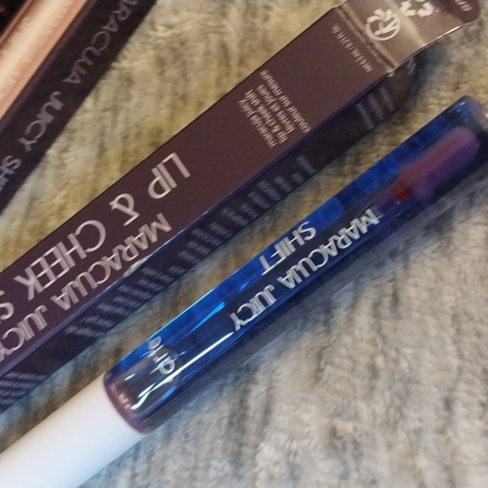 Tarte Blush, Maracuja Shift, Glow Wand Bundle Lot - Picture 9 of 9